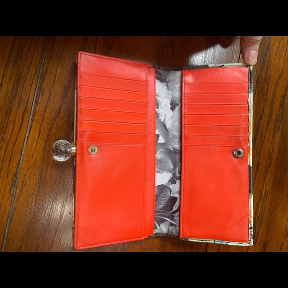 Ted Baker Womens Black Brembo Opulent Bloom Print Matinee wallet clutch London - Picture 7 of 12